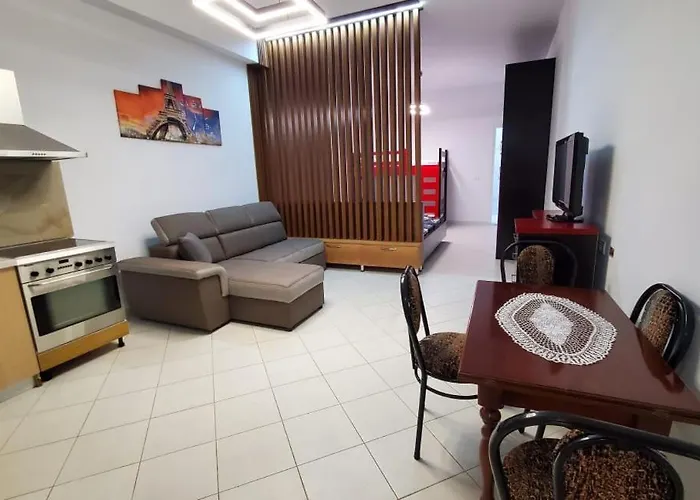 By The Lejlighed Pogradec